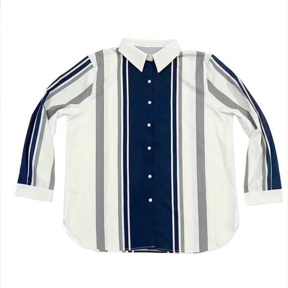 New SILEANSHOW button down blouse - Picture 6 of 8
